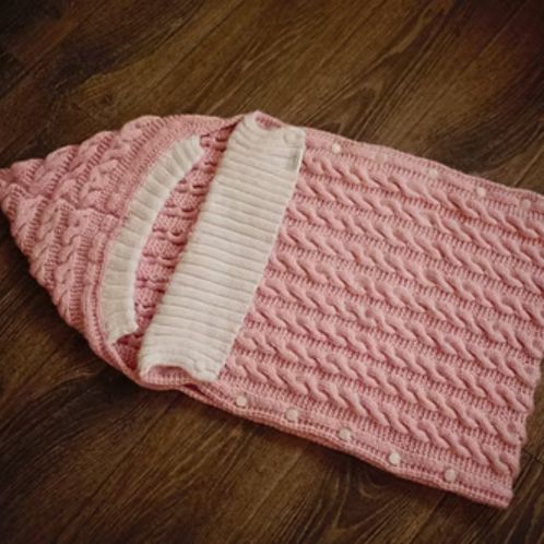 Sleeping Bag - Twisted Cables - Image 4